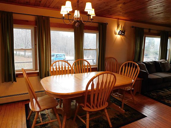 3rd image of 155 Morse Rd