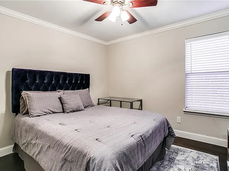 1613 Crown Point Dr — Photo 15