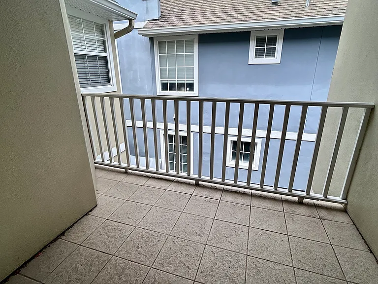 2135 Ridgewood St — Photo 19