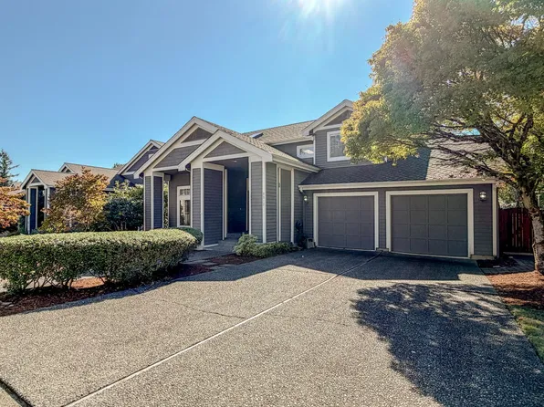 9017 NE 145th Pl, Kenmore, WA 98028