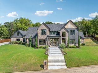 7785 Forest Ln, Tulsa, OK 74132