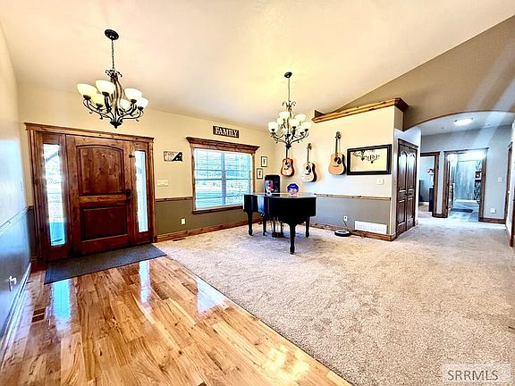 3rd image of 5465 Rio Seco Dr