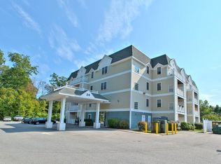 34 Burnham Rd APT 402, Methuen, MA 01844