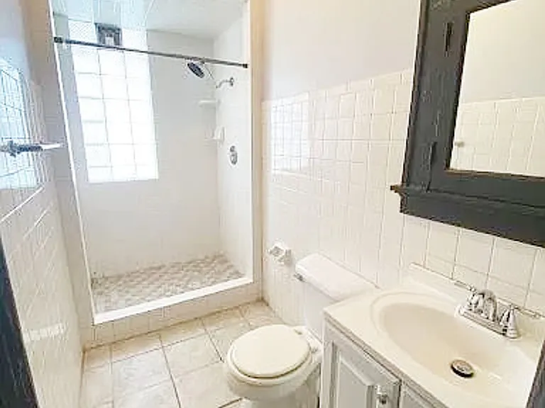 2407 N Frederick Ave — Photo 2