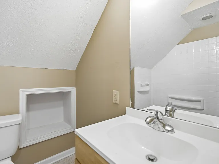 1343 Cason Trl — Photo 23