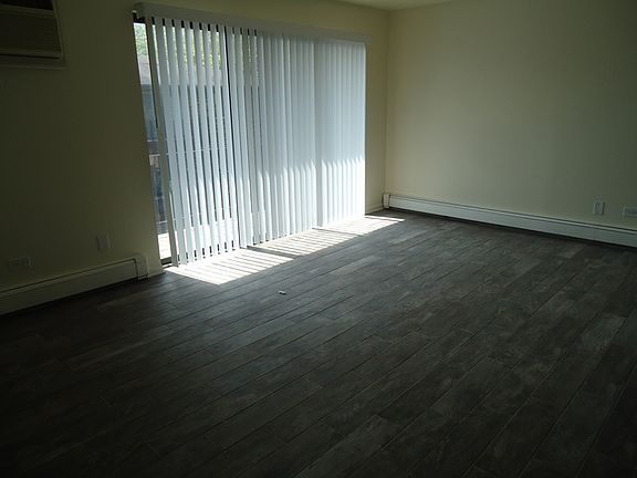 2nd image of 10411 Mason Ave APT 7