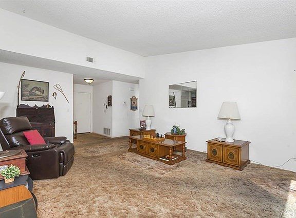 5th image of 1824 Manzanita Ct