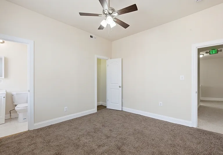 910 N Arlington Ave #2 — Photo 18