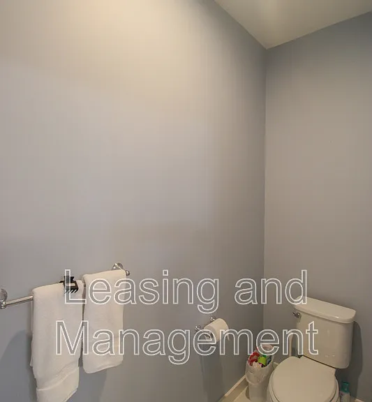 2352 Lantern St — Photo 22