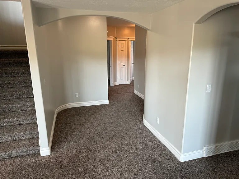 3473 W Inverness Dr — Photo 18