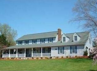 1200 Redwood Hills Cir, Carlisle, PA 17015