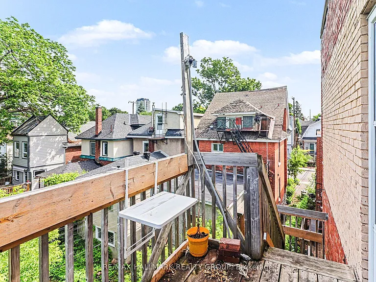 1071 Gladstone Ave #3 — Photo 13