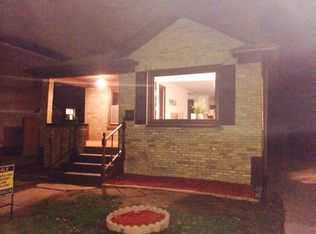 2218 10th St, East Moline, IL 61244