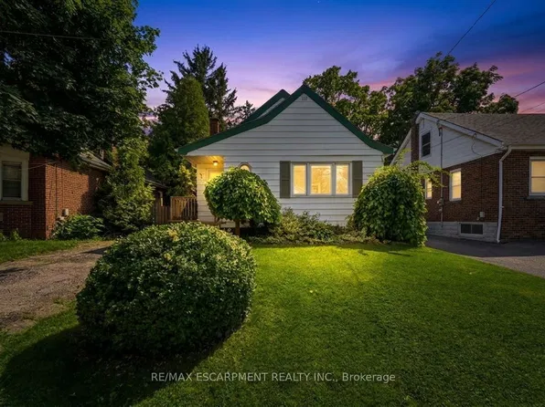 61 Glenmount Ave, Hamilton, ON L8S 2L3