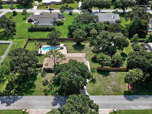 3rd image of 840 33rd Avenue