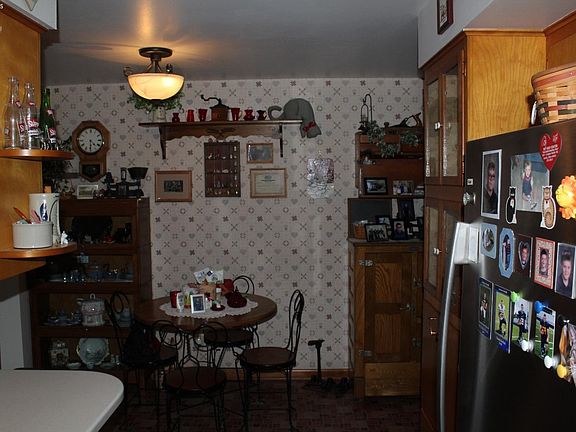4th image of 7050 Freeland Dr