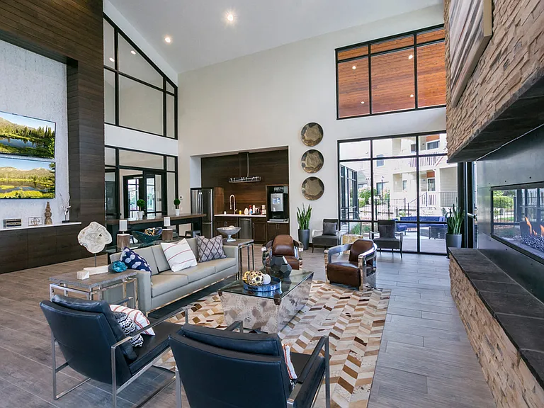 Apres Apartment Homes — Photo 21