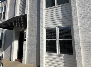 919 Pacific Ave APT B, Virginia Beach, VA 23451