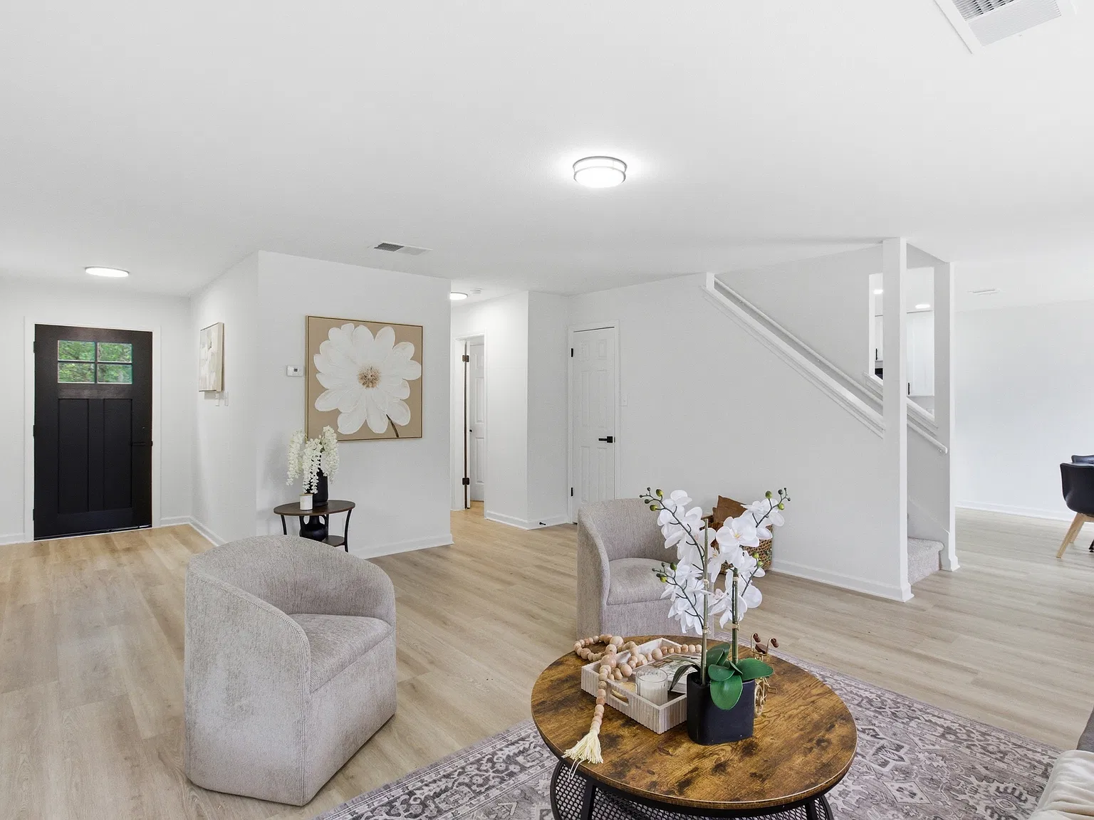 4 bed, 2180 sqft, $2,150 — Photo 1