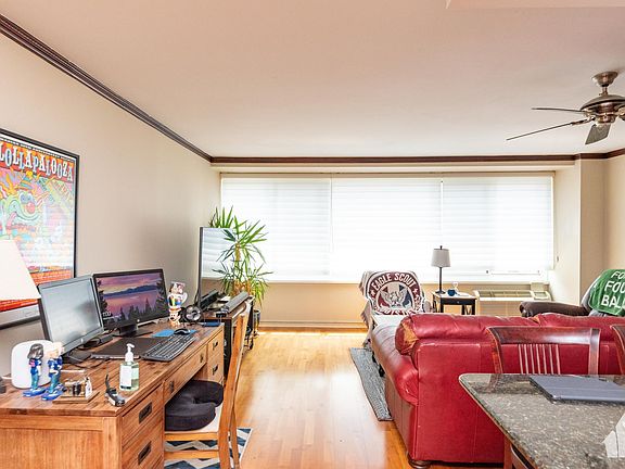 2nd image of 211 E Ohio St #2713D