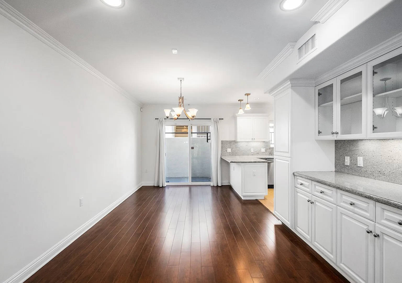 Lja 1529 Beverly, Llc — Photo 4