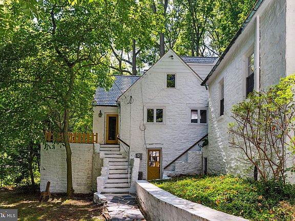 2nd image of 117 Arden Rd