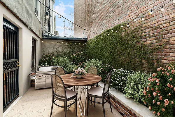 Sold by Bohemia Realty Group | media 3