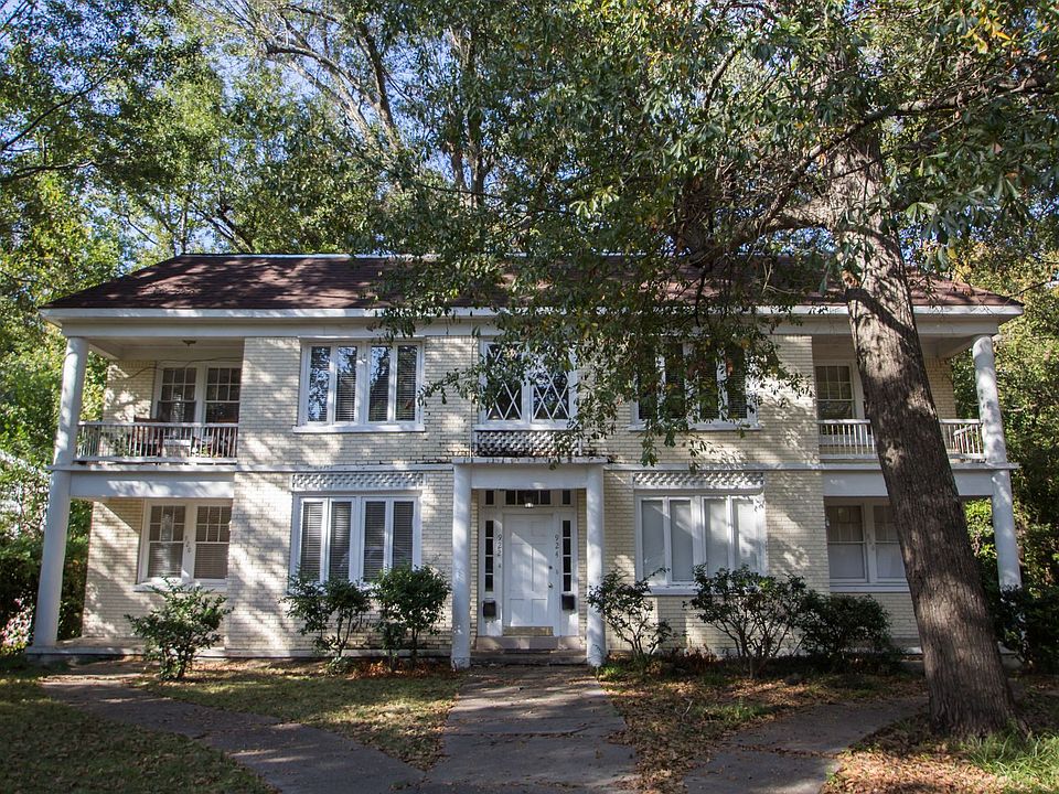 1st image of 920-926 Poplar Blvd #924