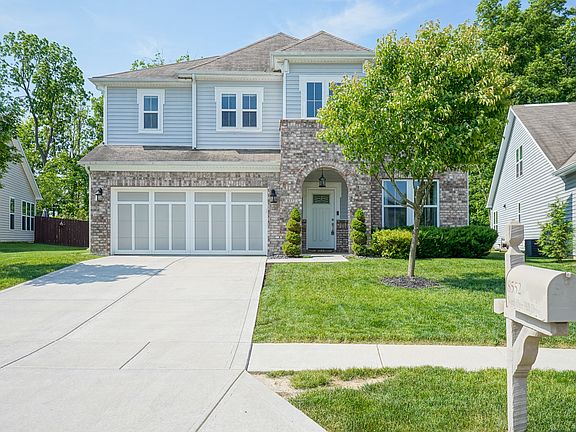 2nd image of 8552 N Deer Hill Dr