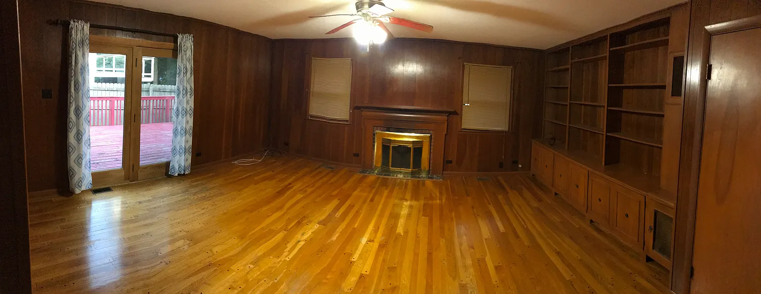 710 Thornwood Dr photo 1