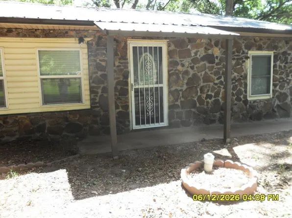 400 James St, Newport, AR 72112
