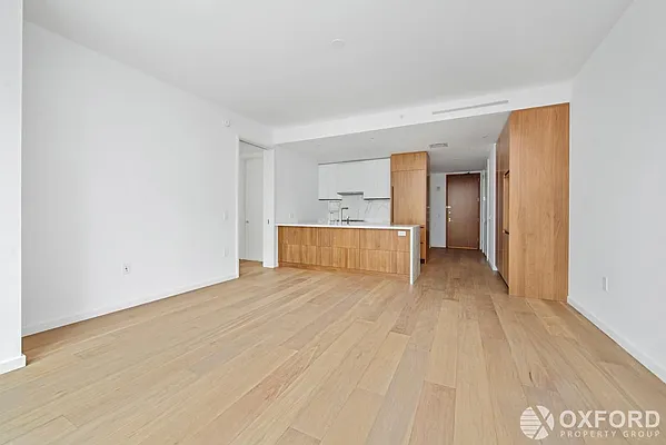 Rented by Oxford Property Group | media 2