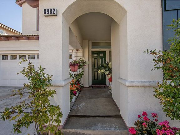 3rd image of 8982 Poinsettia Ln