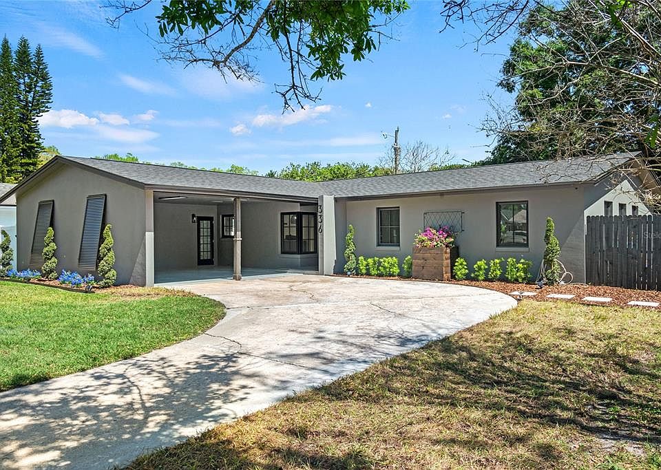 1st image of 336 Saint Dunstan Way
