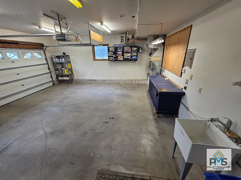 8991 Rendon Dr — Photo 29