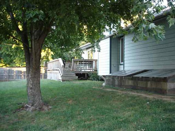 2nd image of 2429 Weber Ct