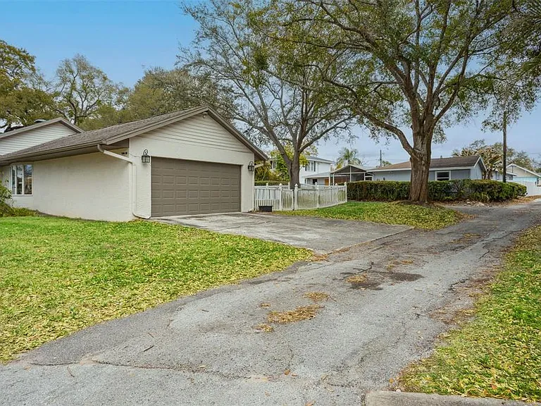2603 N Ridgewood Ave — Photo 35