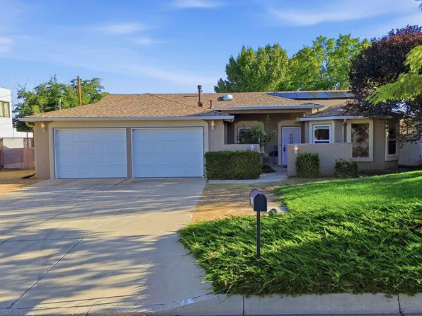 3202 May Cir SE, Rio Rancho, NM 87124
