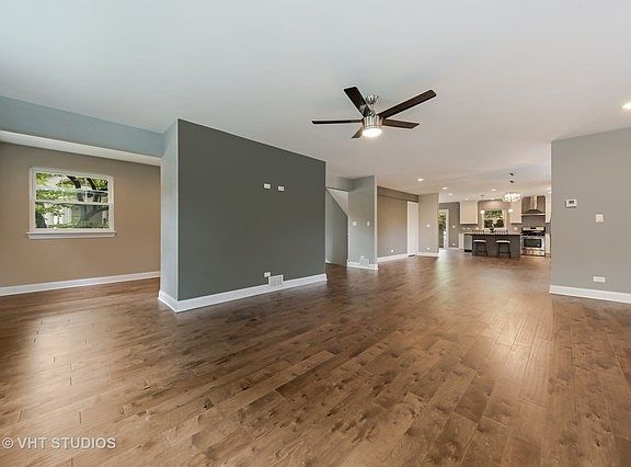 4th image of 468 Whittier Ave