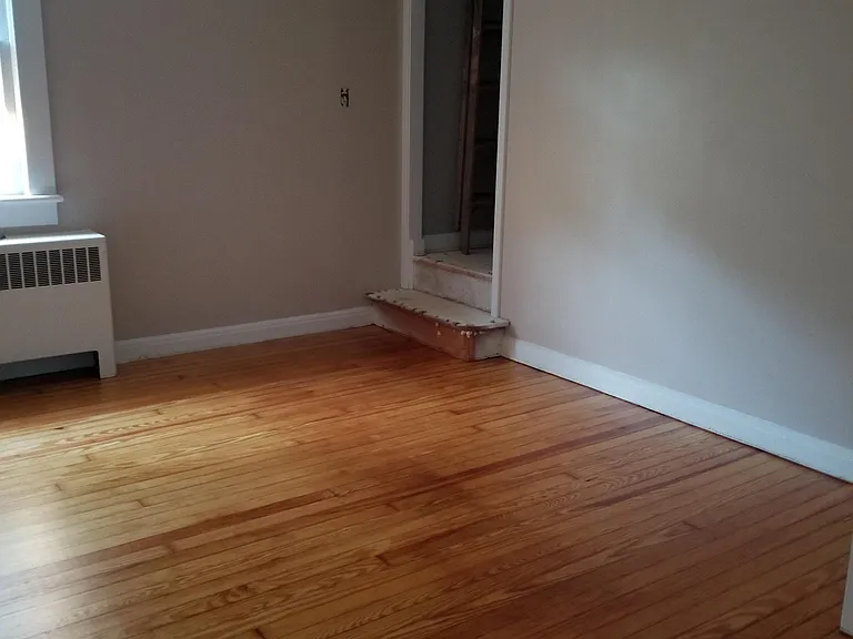 601 Boulton Ave — Photo 6