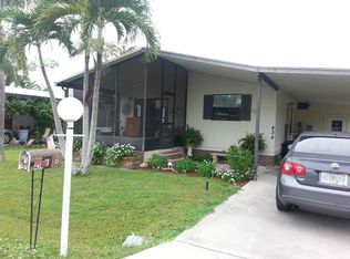 434 Laurelwood Ln, Naples, FL 34112