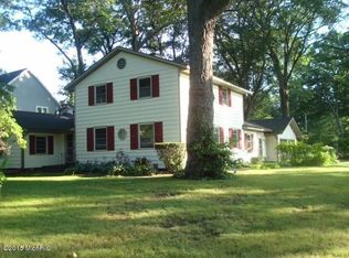 845 Miller Dr, Muskegon, MI 49445