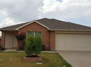 8409 Prairie Fire Dr, Fort Worth, TX 76131
