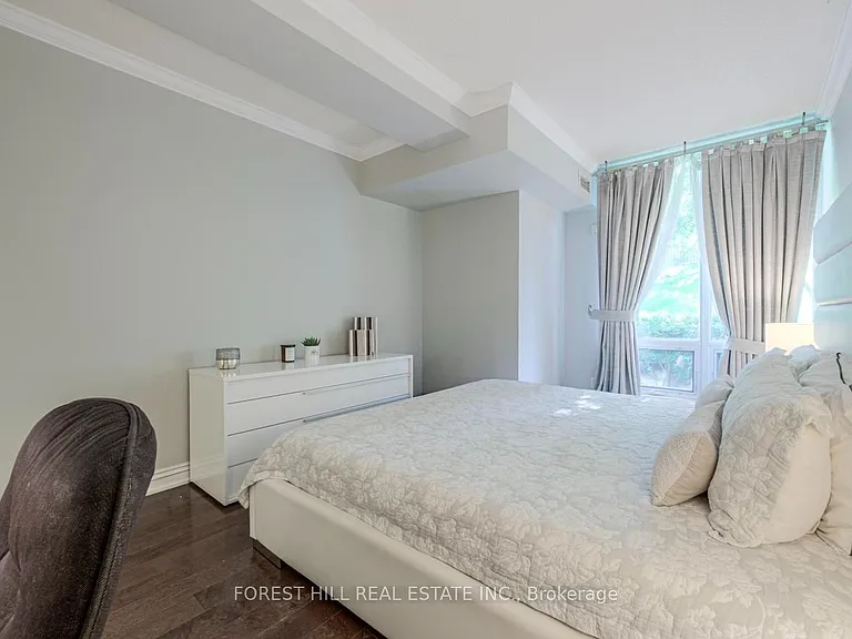 38 William Carson Cres #114 — Photo 23