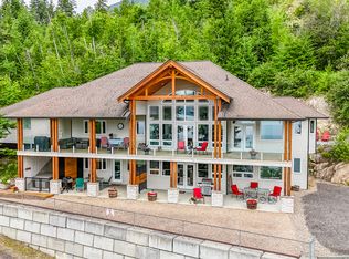5694 Trans Canada Hwy NW, Columbia Shuswap, BC V1E 3A2