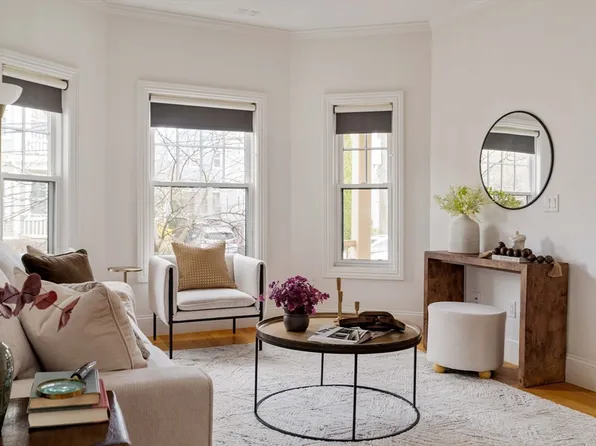 292 Summer St #1, Somerville, MA 02144