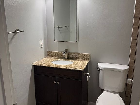 5th image of 2955 Madison Rd APT 201