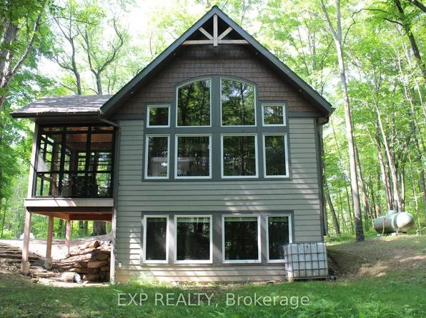 20 Crestview Dr, Greater Madawaska, ON K0J 1H0