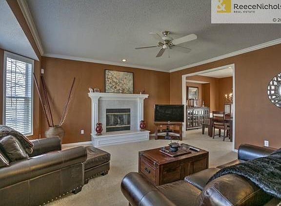 4th image of 21713 W 49th St