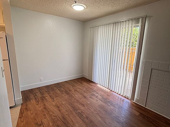 Dining Area - 2 Bedroom